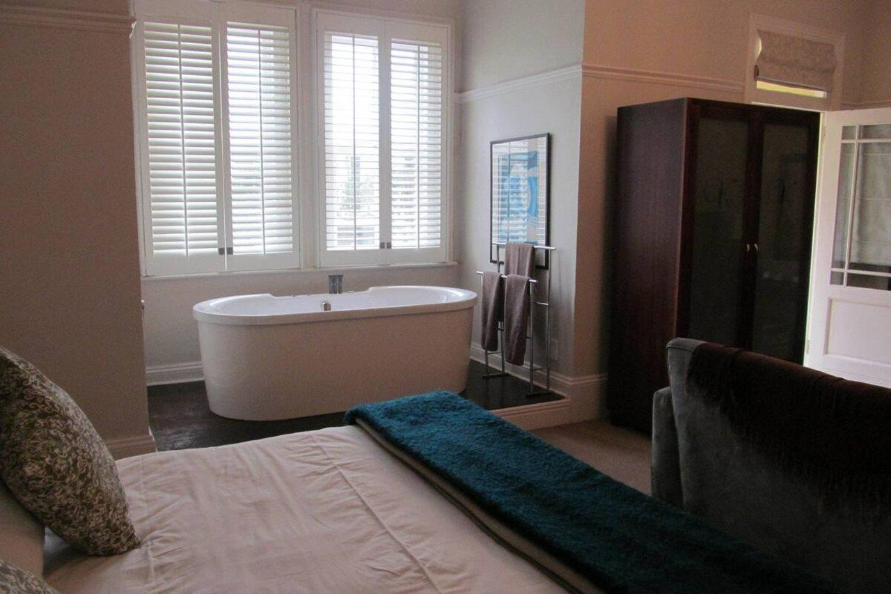 The Vic Hotel Port Elizabeth Bagian luar foto