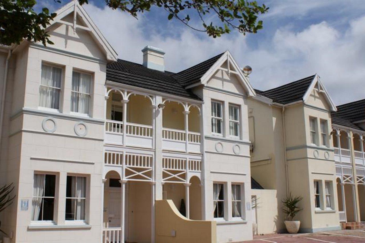 The Vic Hotel Port Elizabeth Bagian luar foto