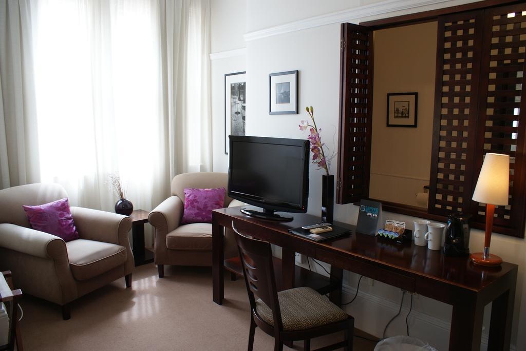 The Vic Hotel Port Elizabeth Ruang foto