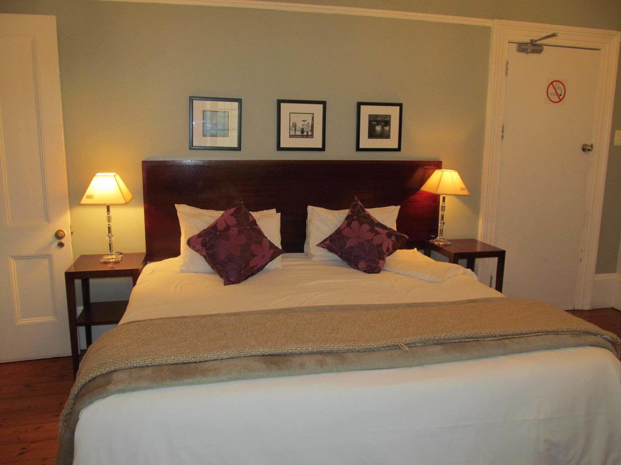 The Vic Hotel Port Elizabeth Bagian luar foto