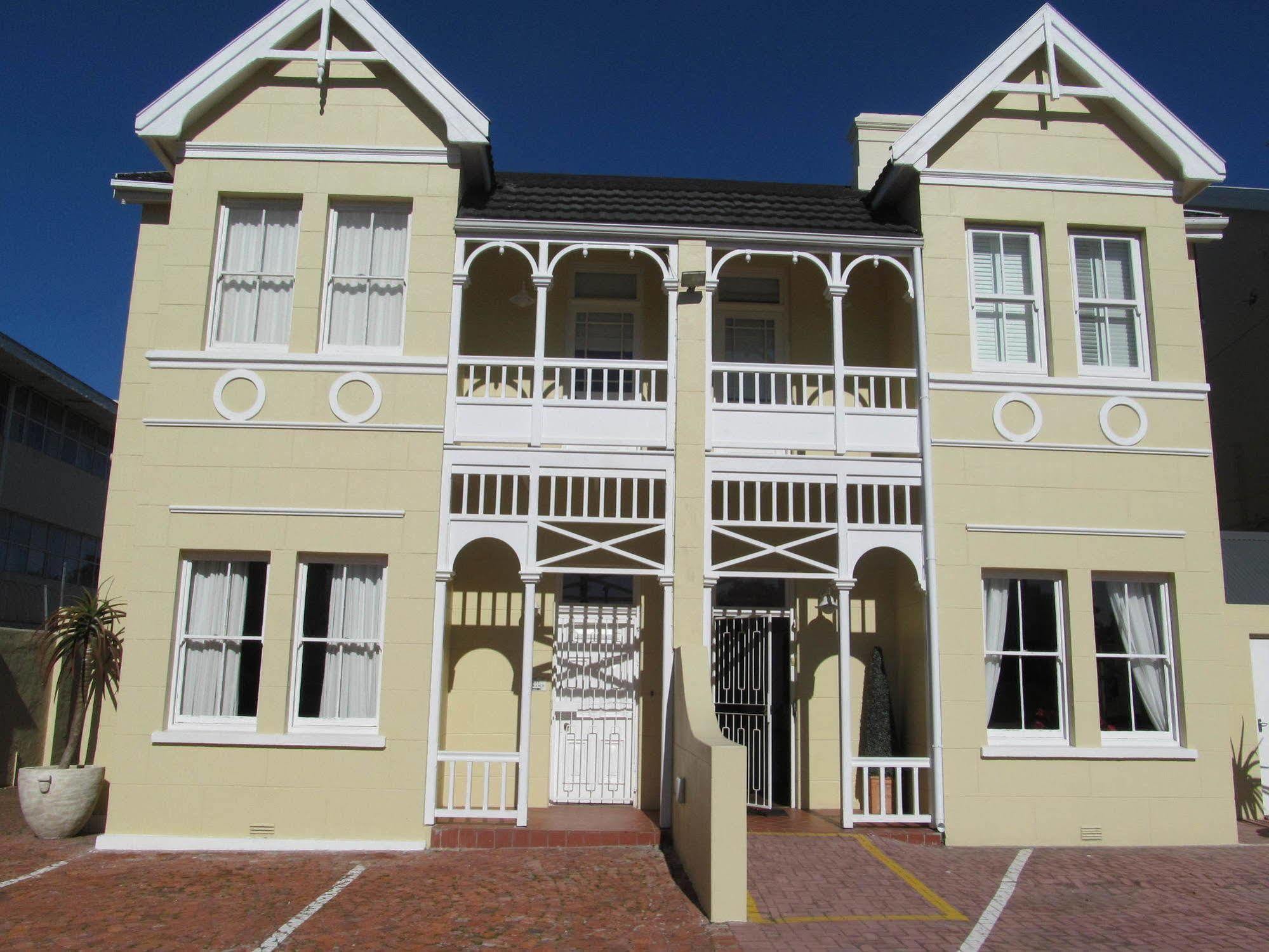 The Vic Hotel Port Elizabeth Bagian luar foto