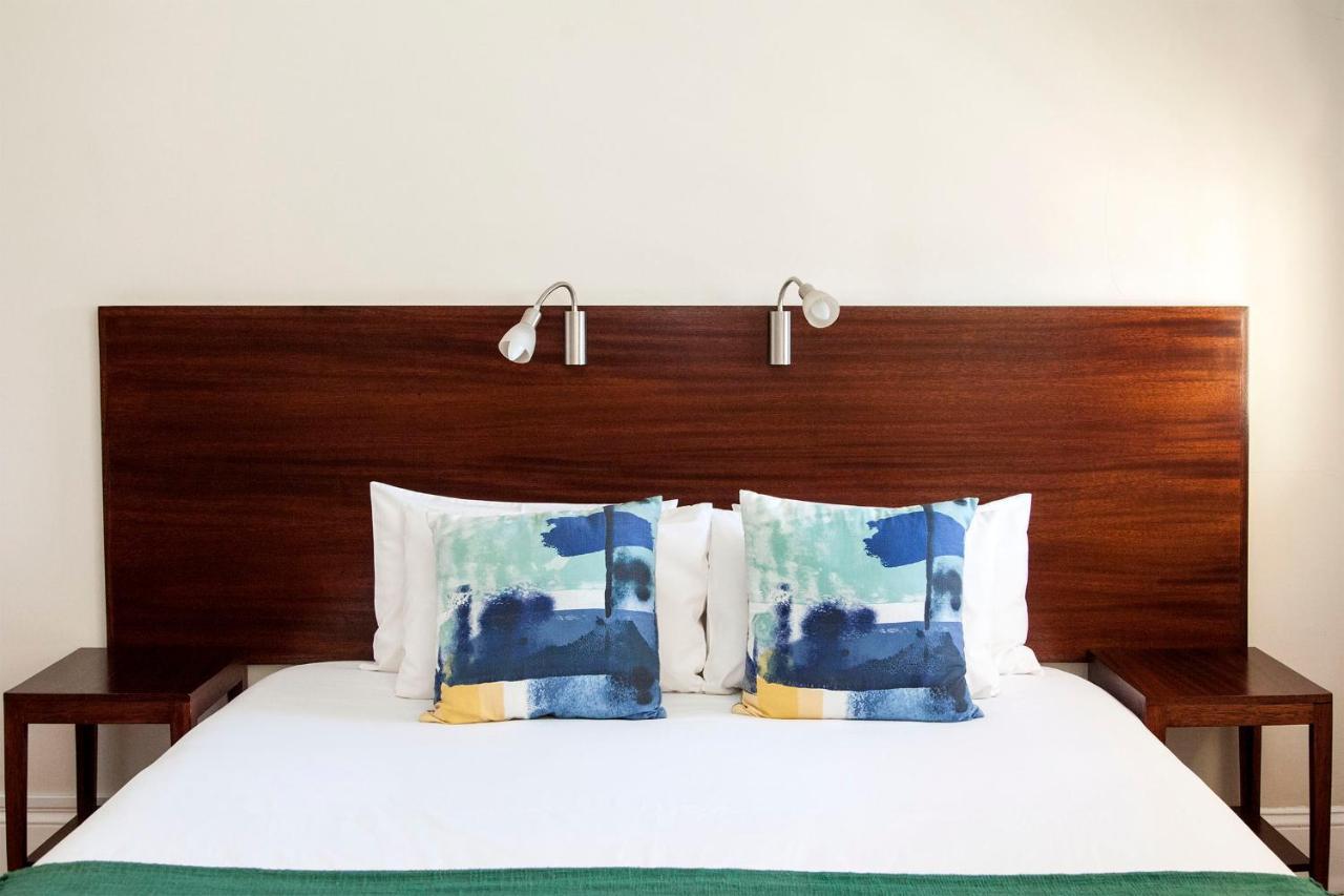 The Vic Hotel Port Elizabeth Bagian luar foto